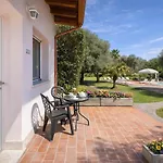 Isola Charm - Pool & Nature Bed & Breakfast Syracuse