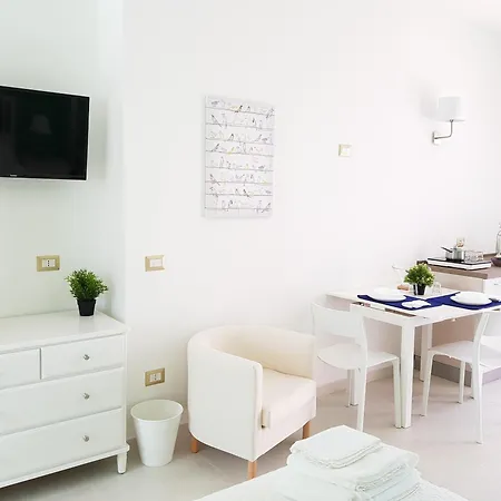 Isola Charm - Pool & Nature シラクーサ