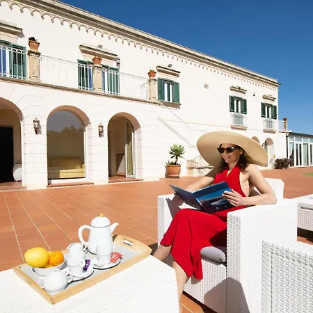 Isola Charm - A Historic Near Punta Del Pero Couette-café Syracuse