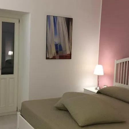 Isola Charm - Pool & Nature ベッド・アンド・ブレックファスト