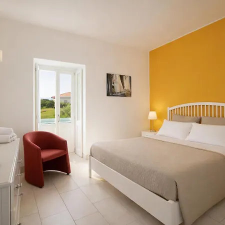 Bed & Breakfast Isola Charm - Pool & Nature