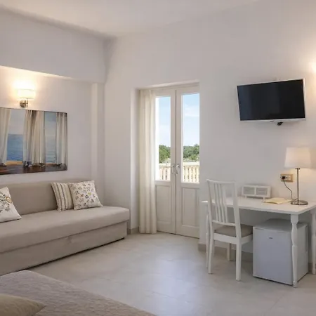 Isola Charm - Pool & Nature Bed & Breakfast Syracuse