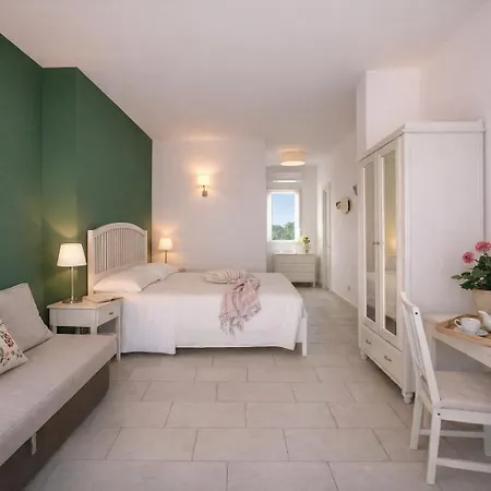 Isola Charm - Pool & Nature 4* Syrakusa