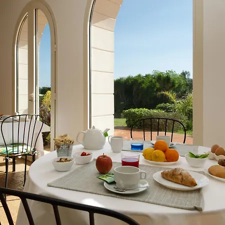 فندق مبيت وإفطار Isola Charm - A Historic Near Punta Del Pero